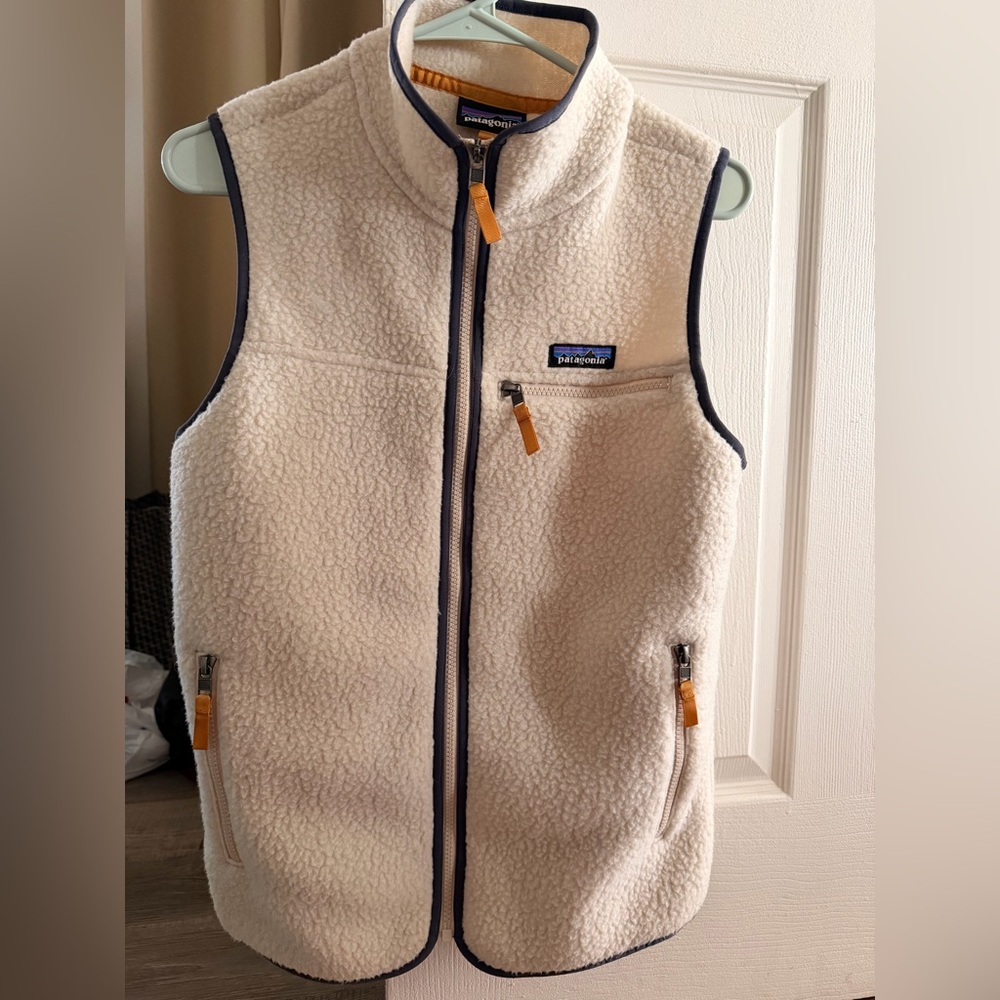 Patagonia Vest with Navy Trim